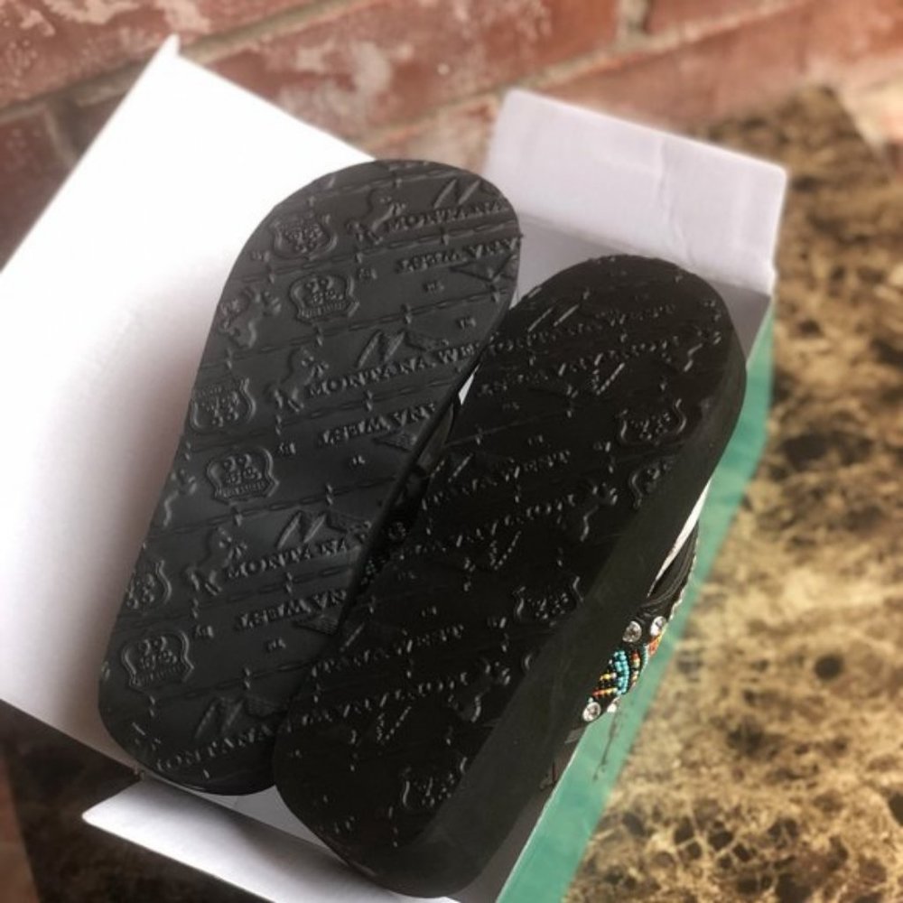 Montana West Aztec Hand Beaded Flip Flops - Picture 6 of 6